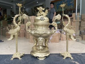 Bộ Đỉnh Đồng Ngũ sự hoa sòi 70cm, Đỉnh Cao 68cm, Hạc Cao72cm, Chân Nến 55cm