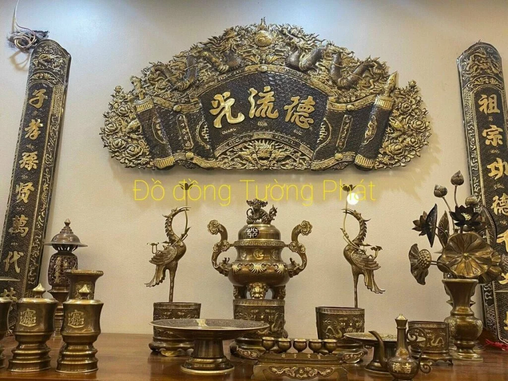 Giá Bộ Đỉnh Hương Bằng Đồng bộ đồ thờ bằng đồng đầy đủ