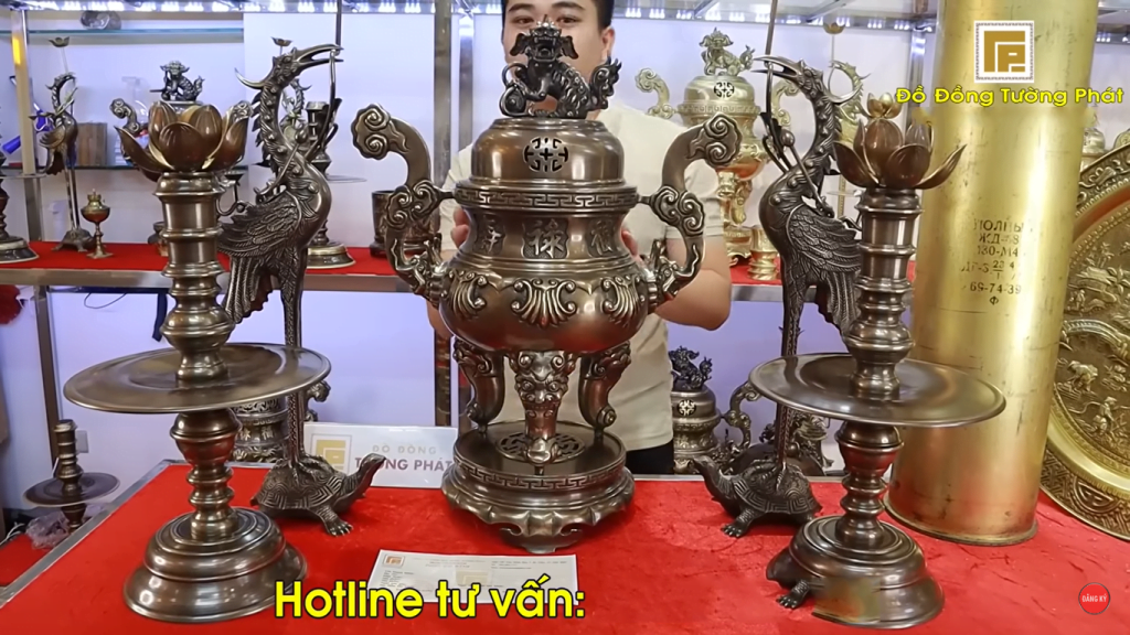 Ai được thờ đỉnh đồng?