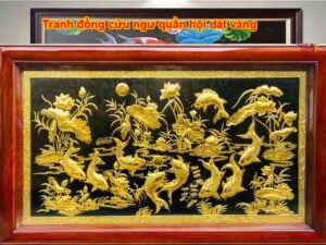Tranh đồng cửu ngư quần hội dát vàng