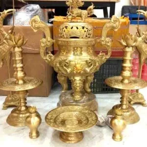 chi tiết Bộ Ngũ Sự Dát Vàng 9999