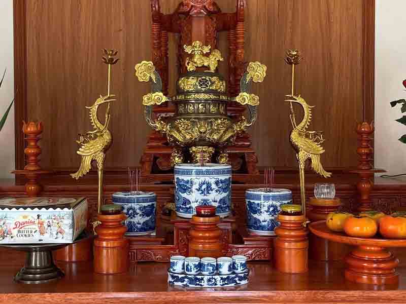 Bộ Tam Sự Đỉnh Đồng Catut Họa Tiết Dát Vàng