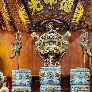 Đỉnh Đồng Đúc Thủ Công Dát Vàng