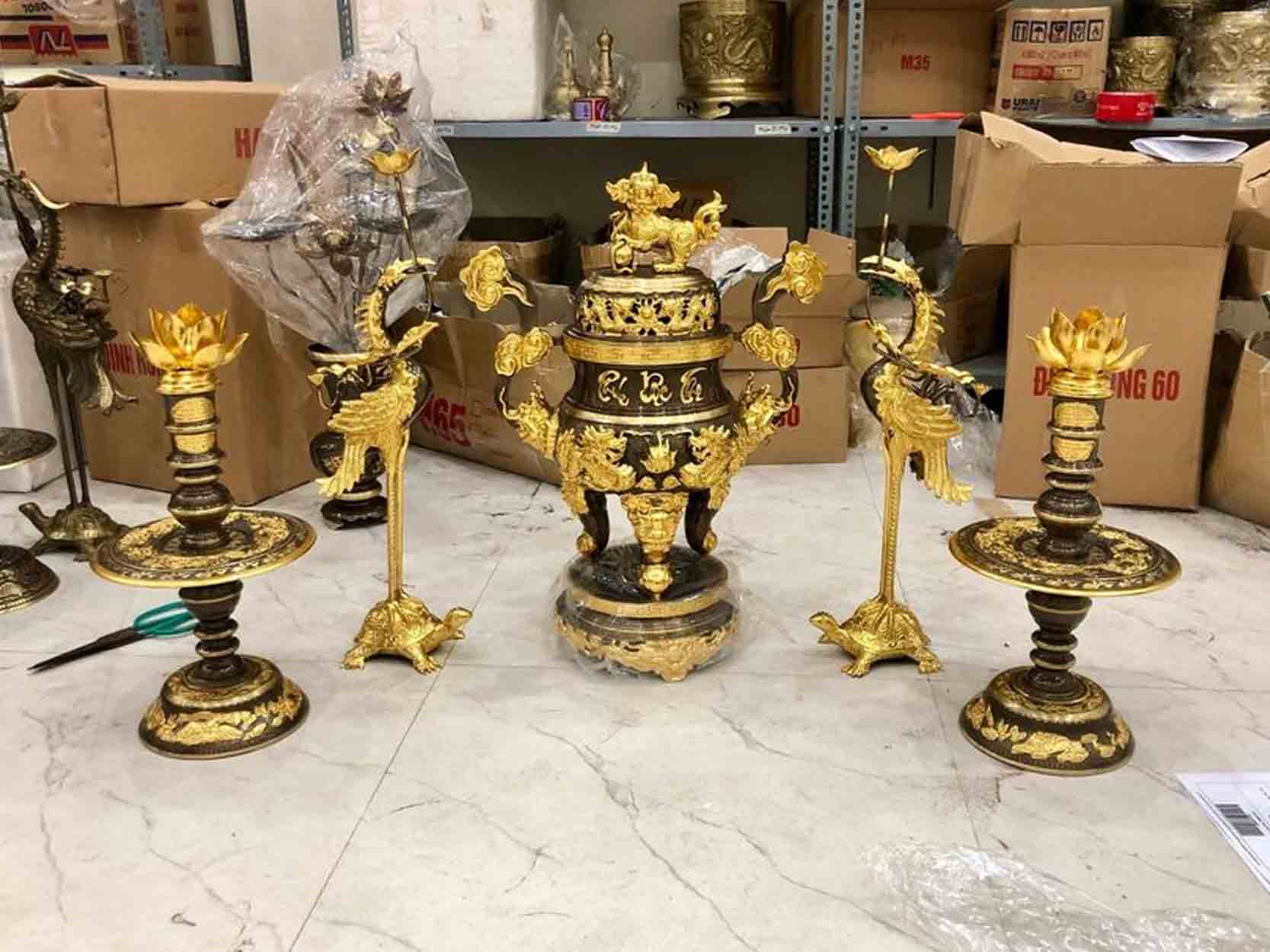 Đỉnh Đồng Màu Hun Dát Vàng 65 Đỉnh Đồng Màu Hun Dát Vàng 65